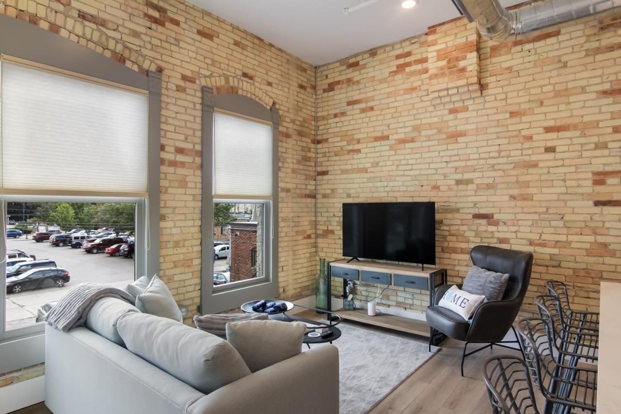 Golden Lofts Unit 1 Downtown Traverse City 1Bd 1Ba מראה חיצוני תמונה